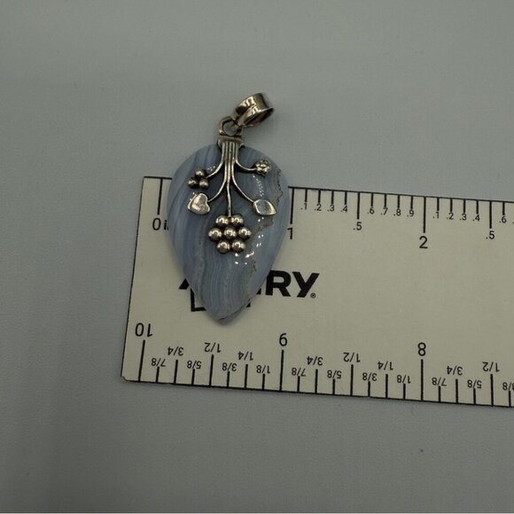 Gorgeous Blue Lace Agate and Marked 925 Silver Teardrop Blue Nature Pendant - Picture 10 of 11